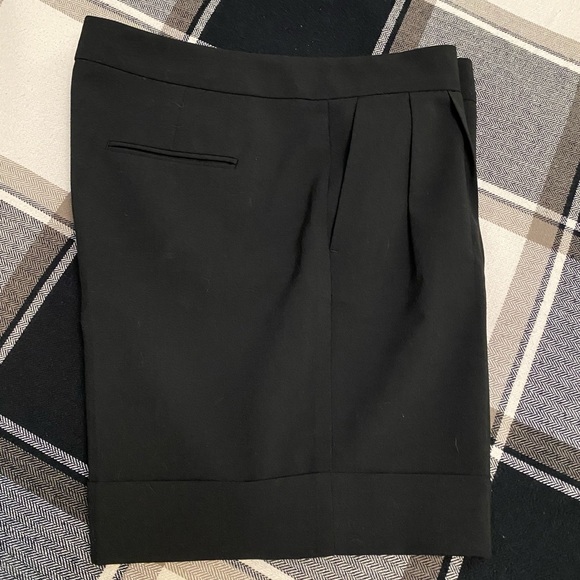 Express Editor Shorts - Picture 8 of 10